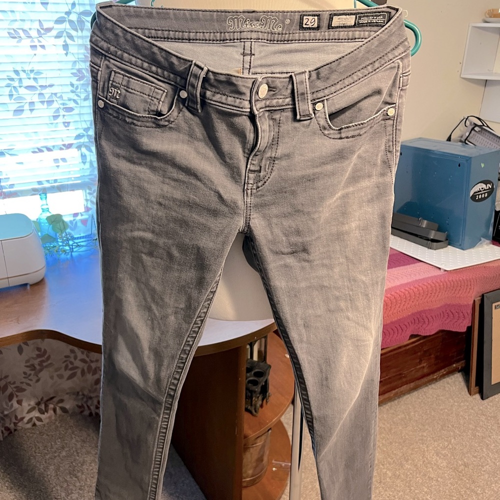 Miss Me 29 Mid-Rise Skinny Grey $25